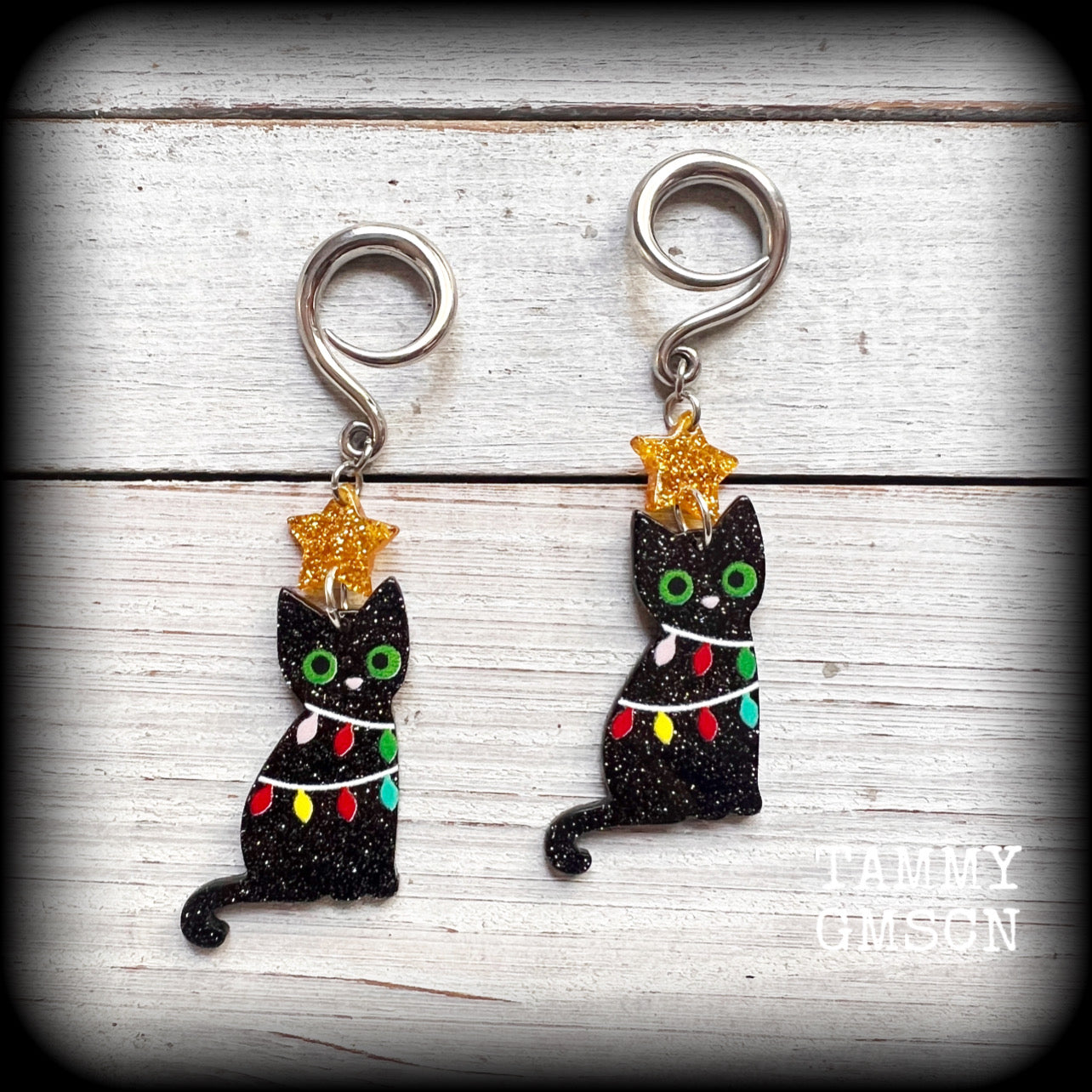 Crazy cat lady earrings Black Cat earrings Yuletide ear gauges Ear hangers Gauged earrings Stretched lobes Gauged ears Stretched ears Christmas body jewelry Tunnels Plugs Christmas decorations 4mm 6mm 8mm 10mm 12mm 14mm 16mm 19mm 22mm 25mm 28mm 30mm