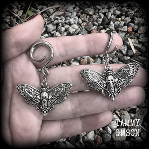 Deathshead moth earrings Deaths head moth earrings Deathshead moth ear weights Deathsheath moth ear hangers Dreadpunk Flowerpunk Cottagecore earrings Fairycore Gauged ears Stretched ears 4mm 6mm 8mm 10mm 12mm 14mm 16mm 19mm 22mm 25mm 28mm 30mm 