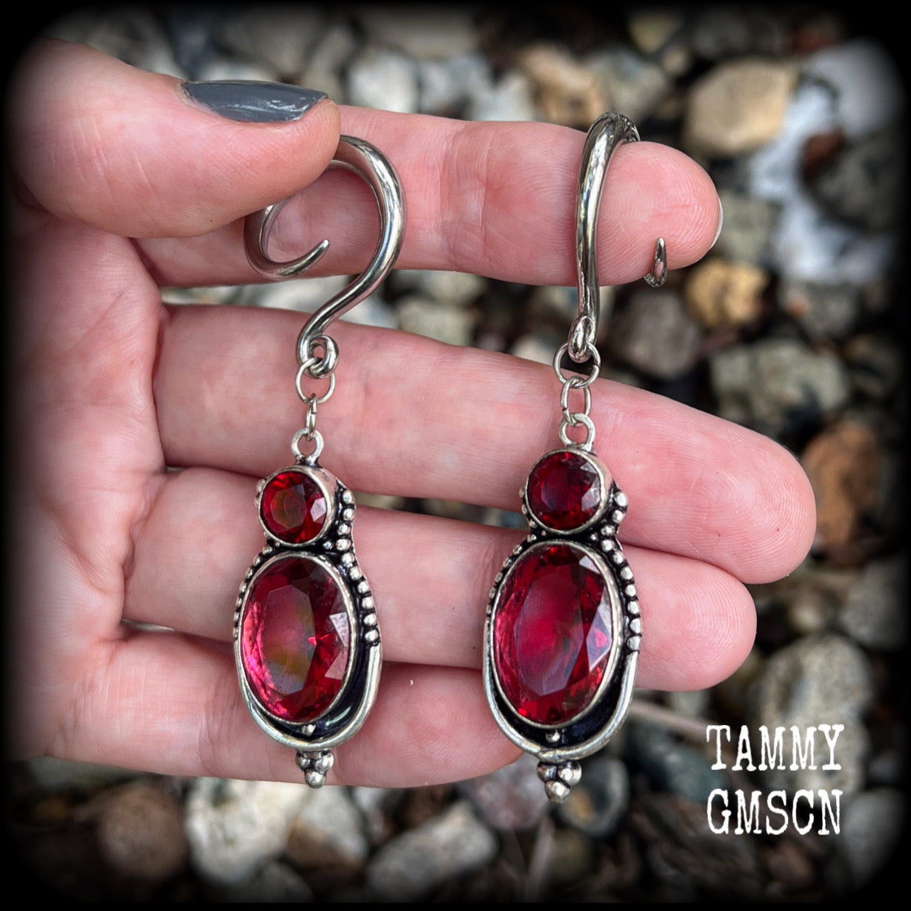 Garnet body jewelry 