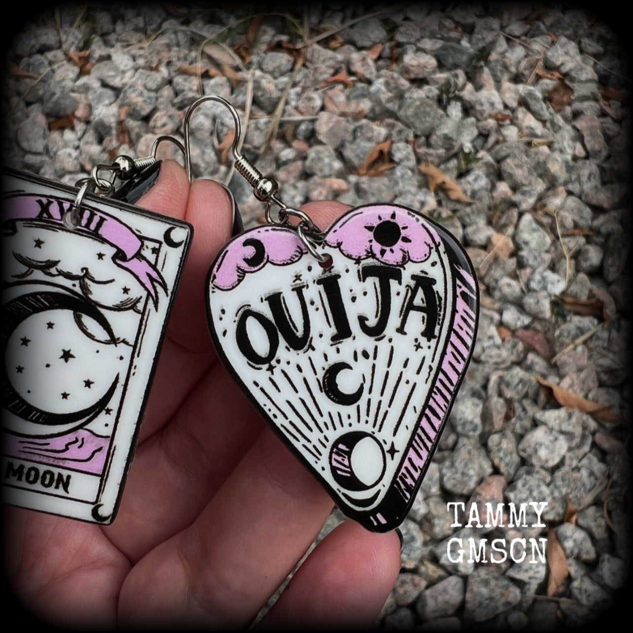 These awesome spooky cute pastel goth earrings feature baby pink and white ouija planchette and tarot card charms, are nice and light weight at only a few grams each, and are nice and dangly, measuring just on 6cms from tip to tip.  This pair has been made on with stainless steel french hooks, suitable for pierced ears.