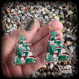 Christmas earrings Cat earrings Gothic Christmas earrings Black Friday Crazy cat lady  earrings Stocking stuffers Spooky cute Pastel goth Acrylic earrings Festive season Yuletide Summer solstice Stockings Secret santa Pierced ears Gifts for goths