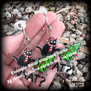 Christmas earrings tree Tunnel dangles Gothic Christmas earrings Black cat earrings Stocking stuffers Spooky cute Crazy cat lady earrings Tunnel earrings Festive season Yule Summer solstice jewelry Yuletide earrings Stretched ears Ear gauges Plugs