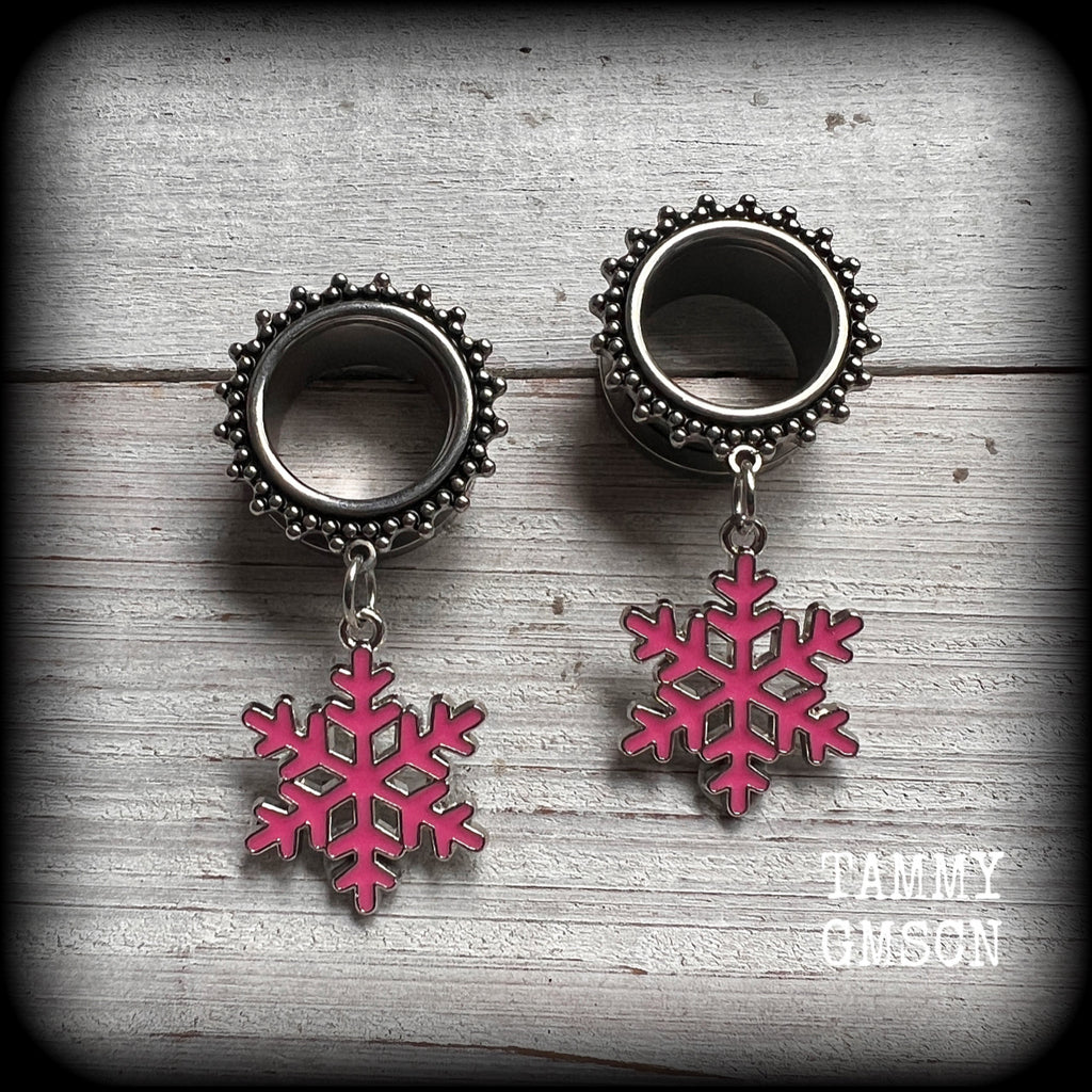 Snowflake 16mm tunnels earrings 5/8” ear gauges Snowflake tunnel dangles Stretched ears Gauged ears Christmas tunnels Snowflakes Stretched lobes Body jewelry Ear gauges Winter Solstice Yuletide Bonfire Ritual 6mm 8mm 10mm 14mm 16mm 19mm 22mm 25mm