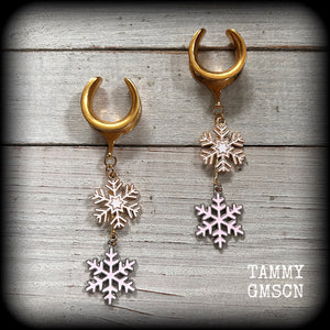 Snowflake 19mm earrings Snowflake 16mm 3/4” gauged earrings Ear gauges Ear hangers Stretched lobes Gauged ears Geometric earrings Geometric jewelry Yuletide Winter Solstice Christmas jewelry 4mm 6mm 8mm 10mm 12mm 14mm 16mm 19mm 22mm 25mm 28mm 30mm