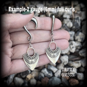 Inspired by Ishtar, Mesopotamian Goddess of love, beauty, sex and war, these beautiful tribal antique silver gauged earrings are nice and light weight, weighing approx 5 grams a piece, and are nice and dangly, measuring just on 6cms from tip to tip.