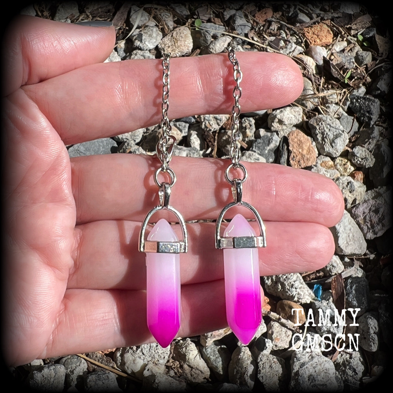 Gemstone tunnel earrings 