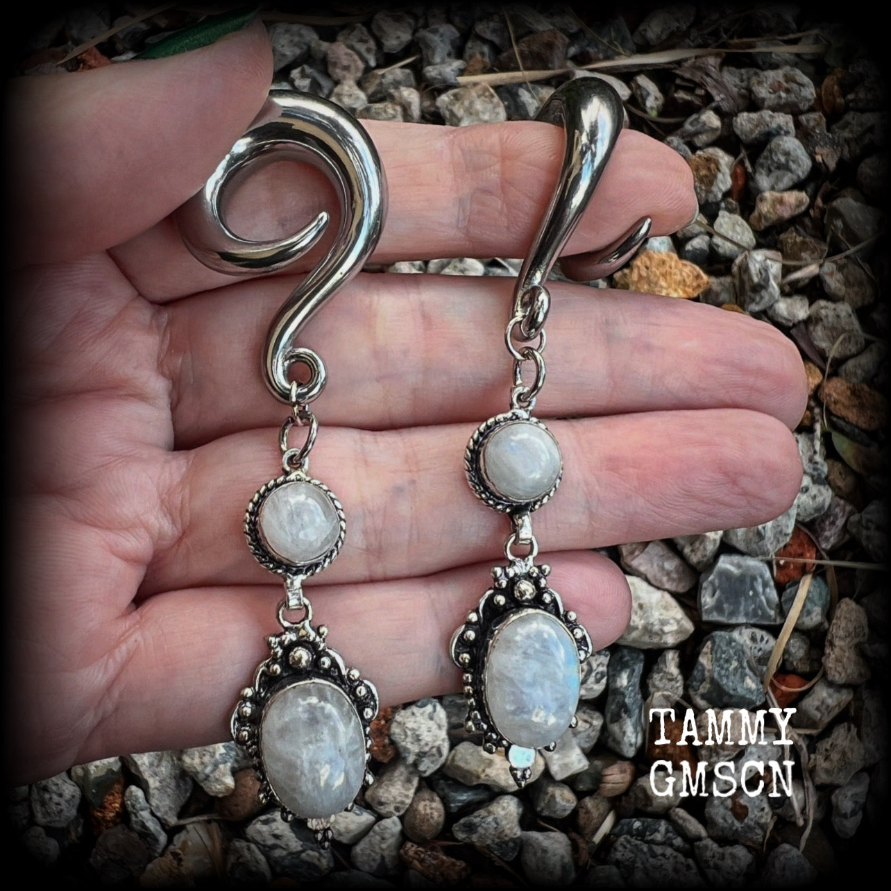 These beautiful boho Rainbow moonstone earrings are made with gorgeous polished gemstones, lovely and dangly measuring approx 8.5cms from tip to tip, and weighing approx 19 grams each.  These earrings have been made on 0 gauge (8mm) surgical steel full curl hooks, to be worn in stretched lobes.