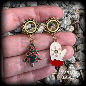 Festive tunnel earrings Christmas tunnel dangles Christmas earrings Winter solstice earrings Stretched ears Stretched lobes Body jewelry Ear gauges Gauged earrings Gauged ears Christmas gifts 6mm 8mm 10mm 12mm 14mm 16mm 19mm 22mm 25mm 28mm 30mm