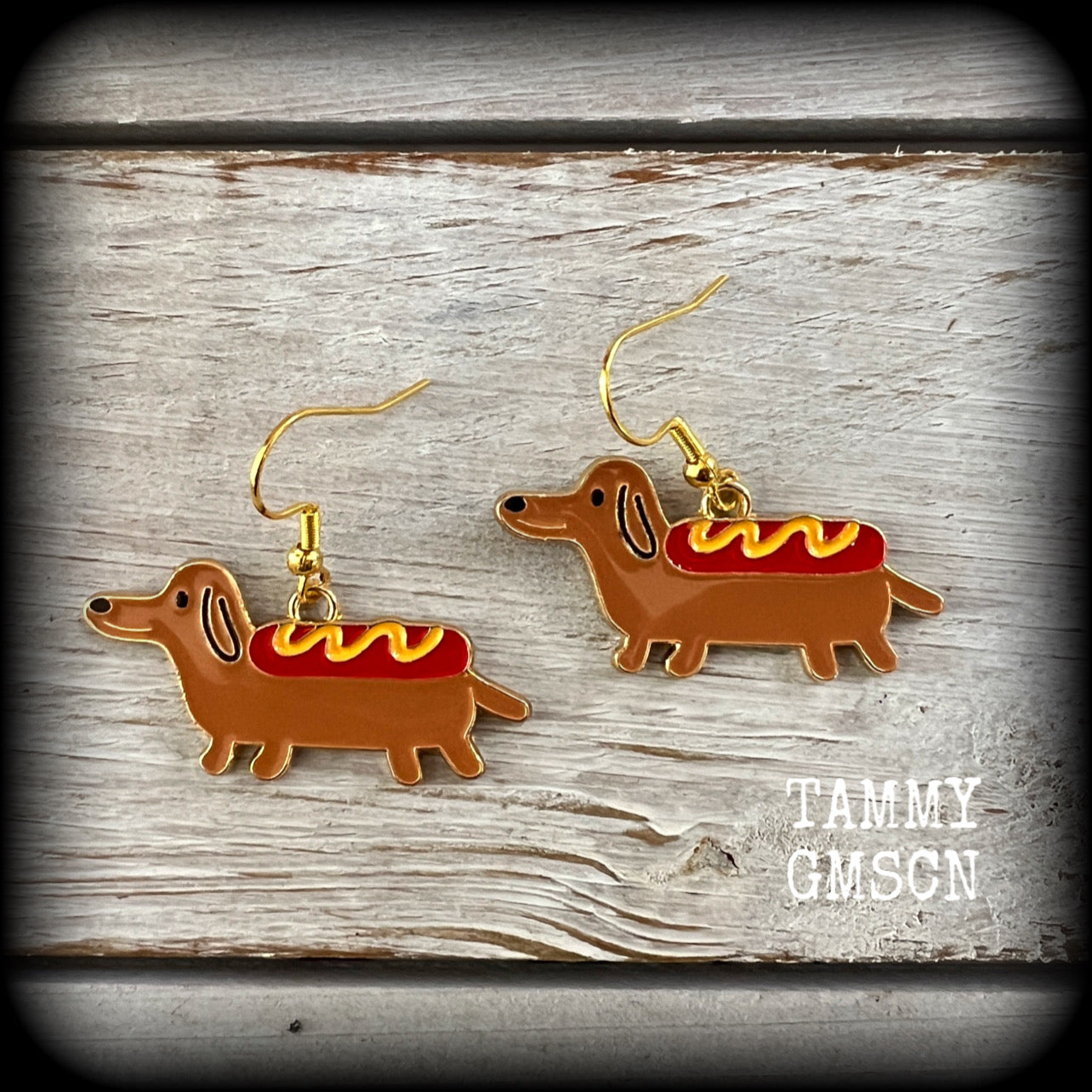 Sausage dog earrings 