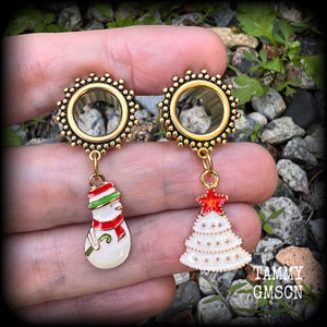 Festive tunnel earrings Christmas tunnels Snowman earrings Christmas tree decorations Stretched ears Stretched lobes Body jewelry Ear gauges Gauged earrings Gauged ears Baubles Christmas gifts 6mm 8mm 10mm 12mm 14mm 16mm 19mm 22mm 25mm 28mm 30mm