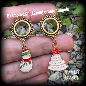 Festive tunnel earrings Christmas tunnels Snowman earrings Christmas tree decorations Stretched ears Stretched lobes Body jewelry Ear gauges Gauged earrings Gauged ears Baubles Christmas gifts 6mm 8mm 10mm 12mm 14mm 16mm 19mm 22mm 25mm 28mm 30mm