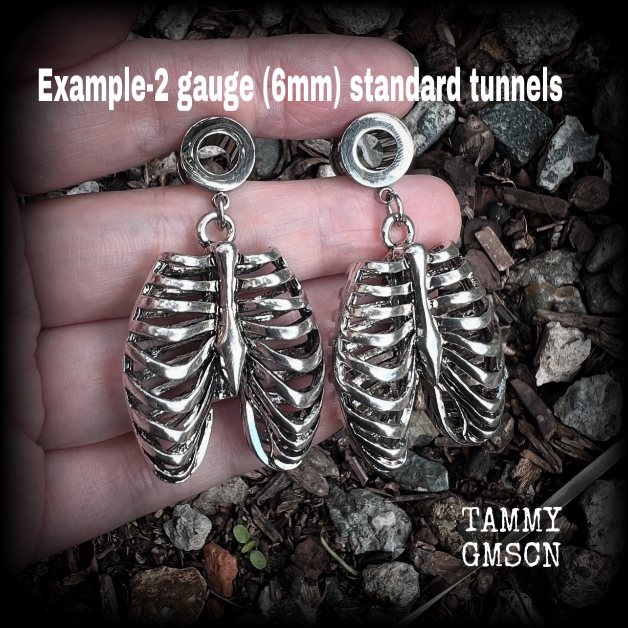 Ribcage tunnel earrings-Horrorpunk halloween earrings