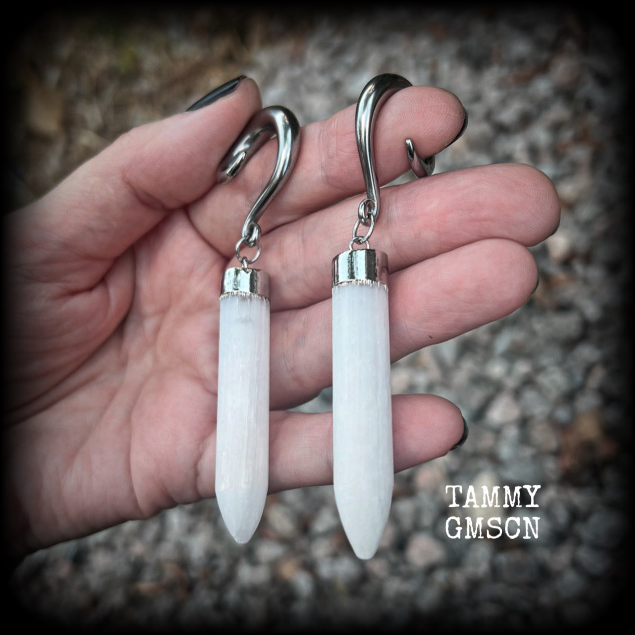 These beautiful gauged earrings feature gorgeous selenite points, measuring just over 9cms from tip to tip, and weighing approx 17 grams each.

This pair have been made on 2 gauge (6mm) surgical steel full curl hooks, to be worn in stretched lobes.