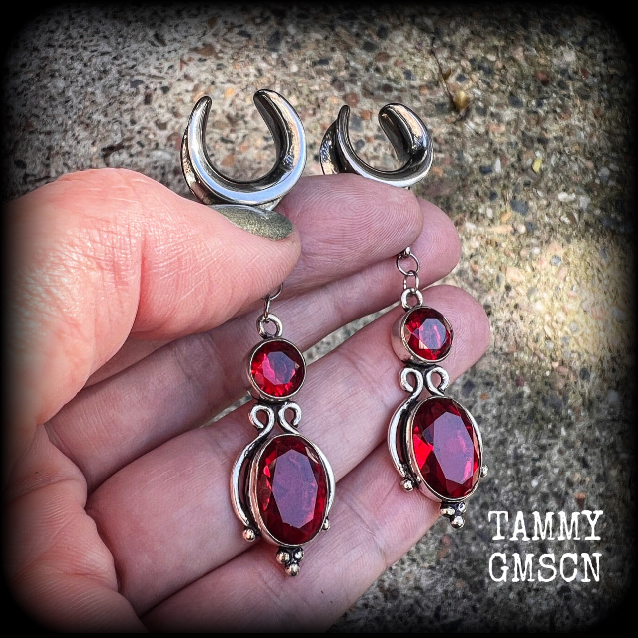 Garnet body jewelry 