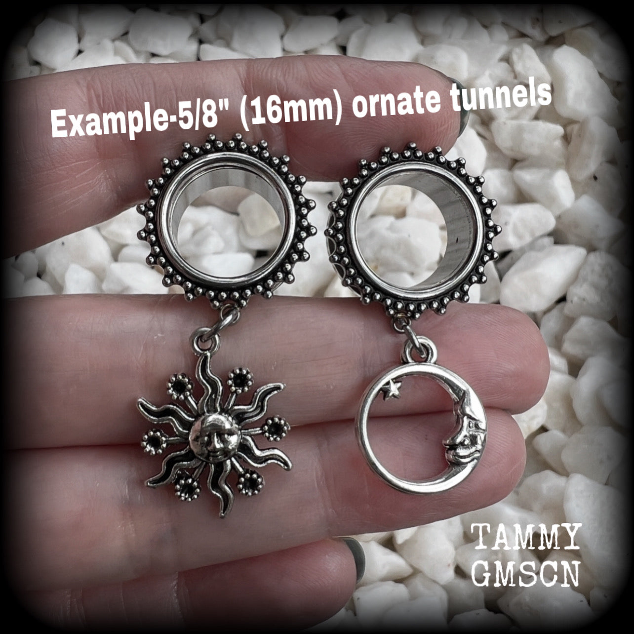 These gorgeous tunnels feature folk horror inspired antique silver crescent moon and esoteric sun charms, are super light weight at just 5 grams each and measure just over 4.5 cms from tip to tip.

This pair has been made with 5/8” gauge (16mm) ornate surgical steel screw fit tunnels-for stretched lobes.