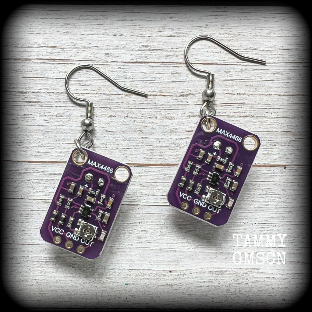 These awesome dark purple circuit board earrings measure just on 5.5cms from tip to tip, and weigh only a few grams each, these are lovely and lightweight and not too dangly.

This pair has been made on stainless steel french hooks, to be worn in pierced ears.