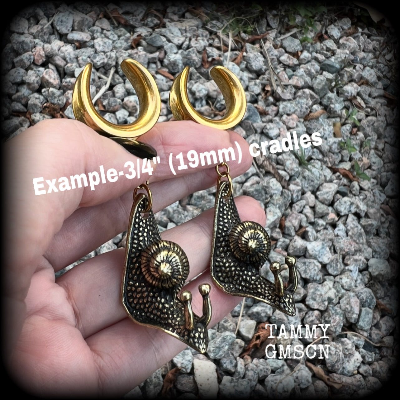These awesome brass snail ear hangers feature gorgeous brass garden snails, measuring just on 7.5cms from tip to tip, and weighing approx 27 grams each.

This pair has been made on 3/4” gauge (19mm) surgical steel cradles, suitable for stretched lobes.