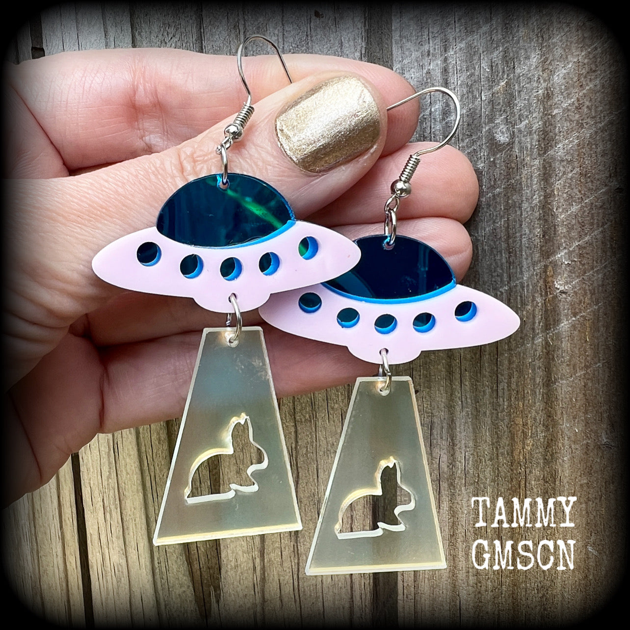 UFO earrings-Rabbit abduction earrings