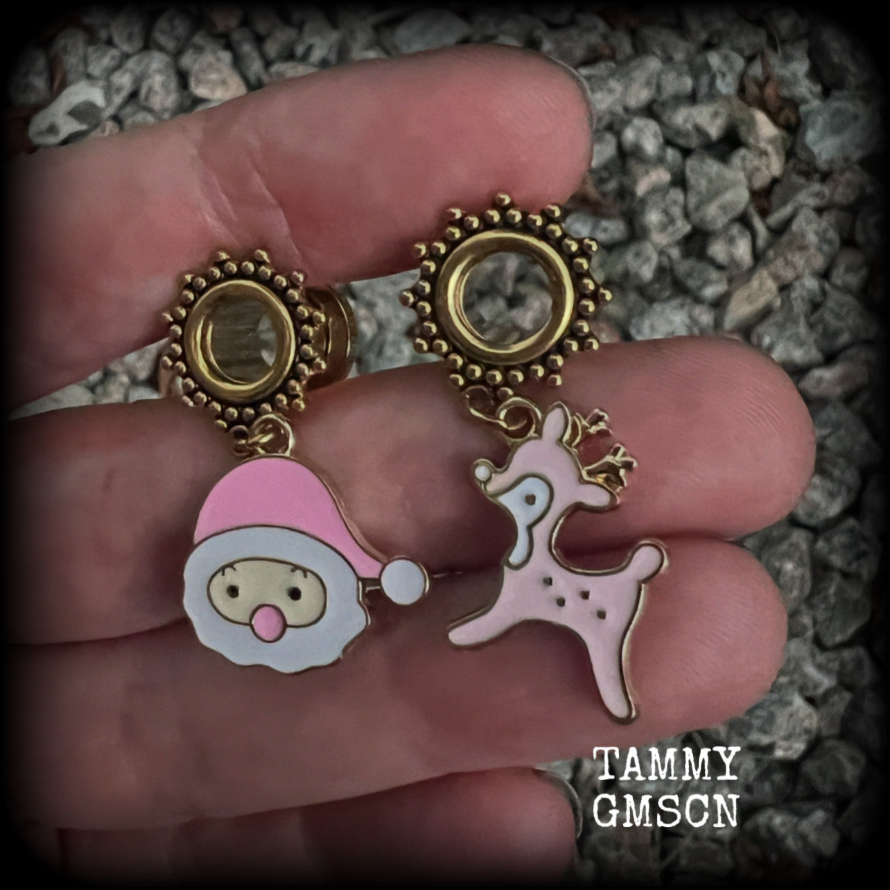 Pink reindeer tunnel earrings-Santa Claus christmas earrings