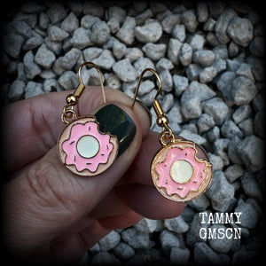 This pair of adorable antique gold and enamel iced doughnut earrings measures just on 3.5cms from tip to tip, and are super light weight at only a few grams each.

This pair has been made with french hooks, suitable for pierced ears.