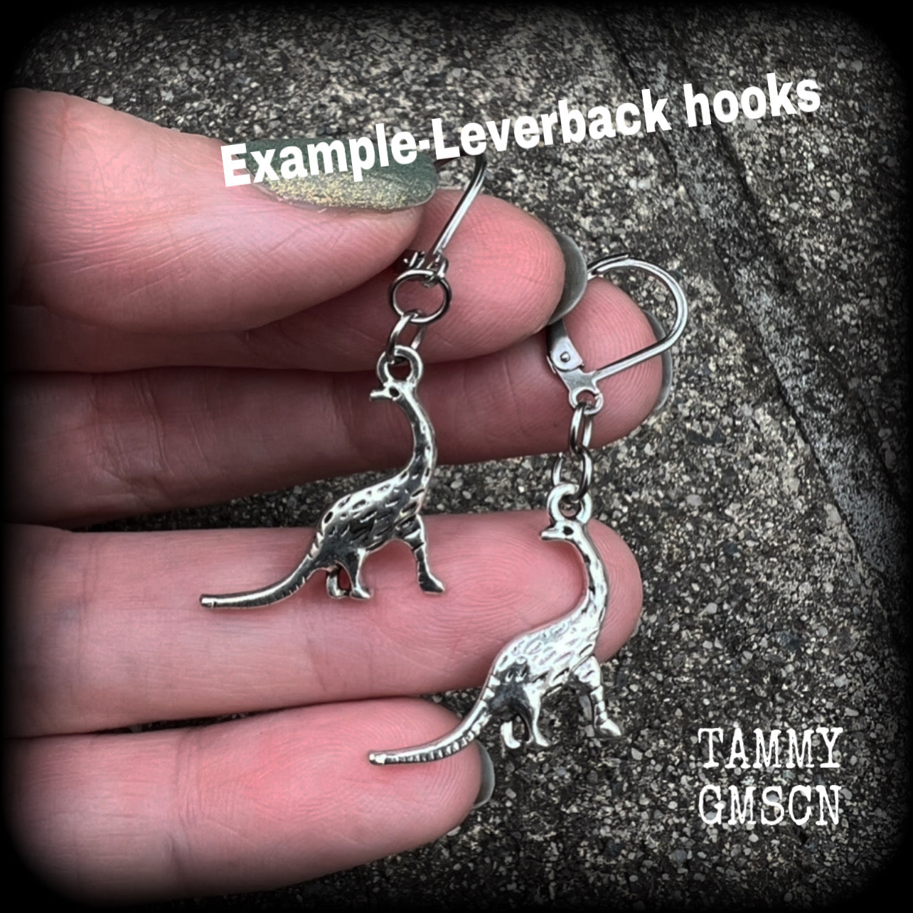 Leverback hooks