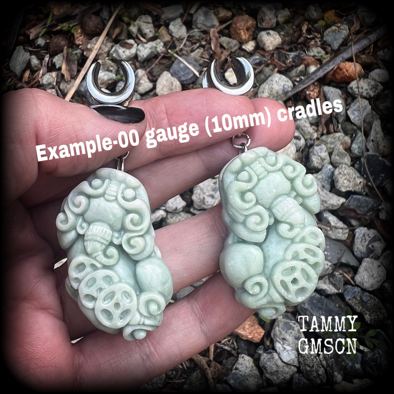 Jade foo dog gauged earrings Pi Xiu earrings 00 gauge ear weights Gemstone ear weights Gauged ears Stretched ears Stretched lobes Stone ear weights Stone tunnels Unique body jewelry Temple dogs 4mm 6mm 8mm 10mm 12mm 14mm 16mm 19mm 22mm 25mm 28mm 30mm 