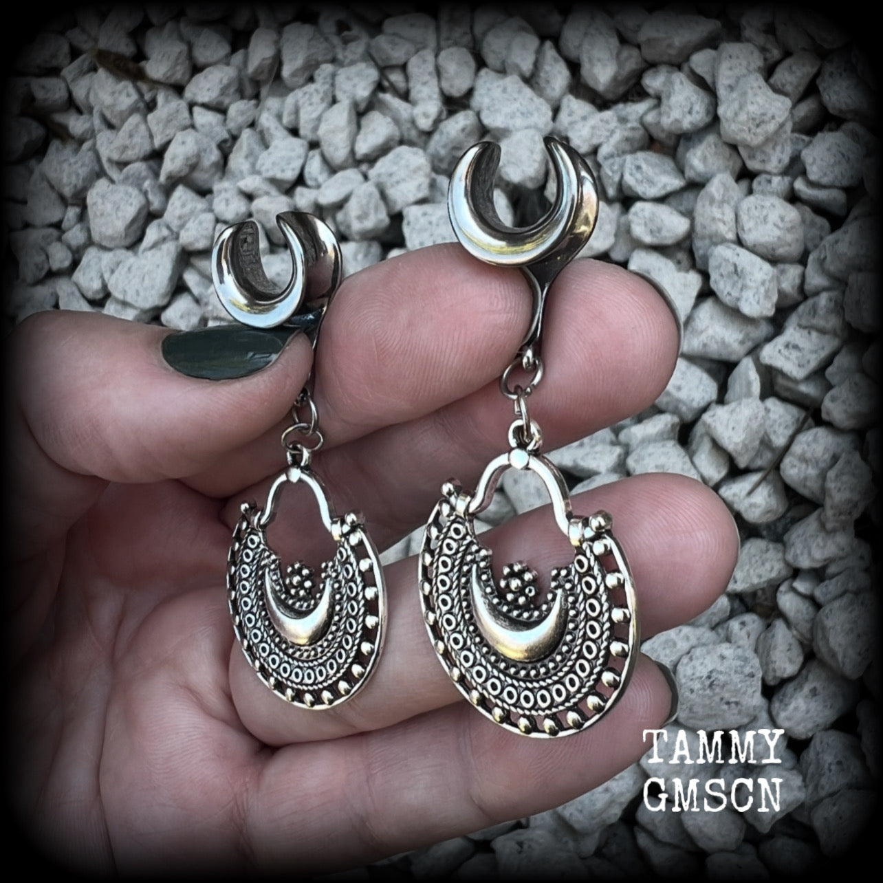 Inspired by Ishtar, Mesopotamian Goddess of love, beauty, sex and war, these beautiful ear hangers feature gorgeous boho antique silver crescent moons.  This is a lightweight pair of earrings at approx 5 grams each, and measuring just over 5.5cms from tip to tip.  This pair has been made on 00 gauge (10mm) surgical steel cradles, to be worn in stretched lobes.