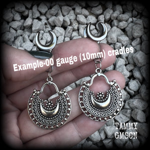 Inspired by Ishtar, Mesopotamian Goddess of love, beauty, sex and war, these beautiful ear hangers feature gorgeous boho antique silver crescent moons.  This is a lightweight pair of earrings at approx 5 grams each, and measuring just over 5.5cms from tip to tip.  This pair has been made on 00 gauge (10mm) surgical steel cradles, to be worn in stretched lobes.