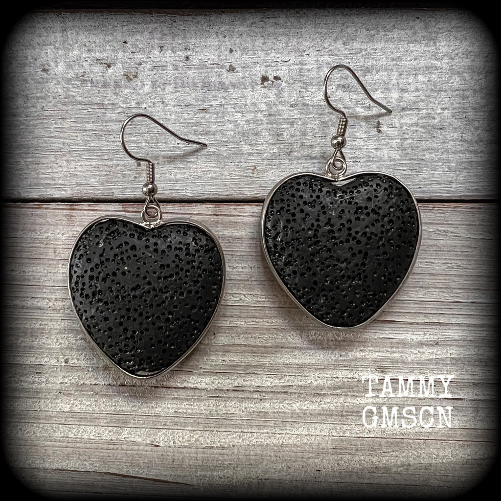 These beautiful black heart shaped volcanic rock earrings are the perfect gift for emos and goths, nice and lightweight at only 8 grams each and measuring just on 5cms from tip to tip, made with stainless steel french hooks, for pierced ears.
