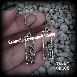 Mushroom earrings-Fairycore earrings