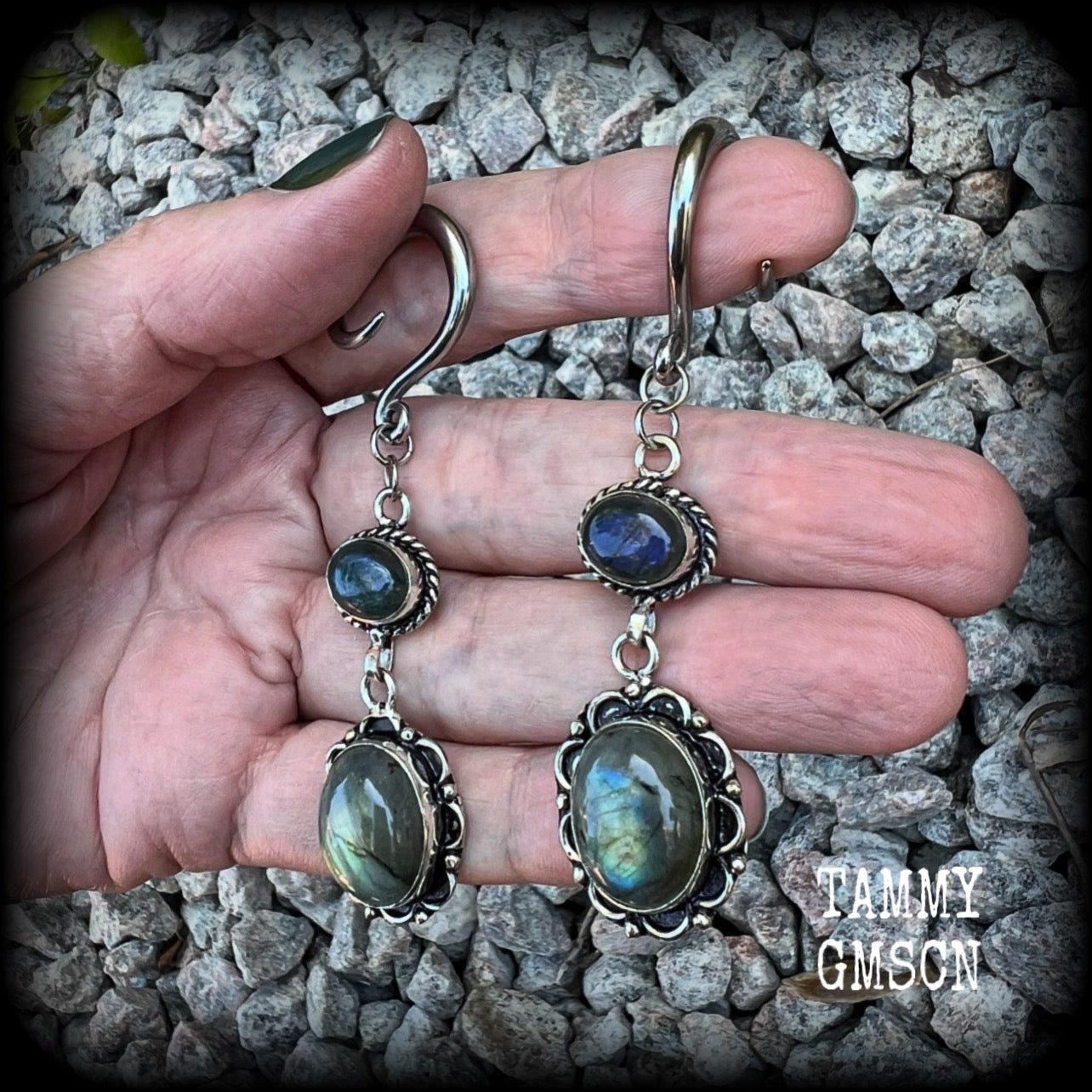 These gorgeous gemstone earrings feature beautiful polished labradorite gemstones in a gorgeous boho antique silver setting. Lovely and dangly, these earrings measure 7.5cms from tip to tip, and weigh approx 10 grams each.  This pair have been made with 6 gauge (4mm) surgical steel full curl hooks, suitable for stretched lobes.