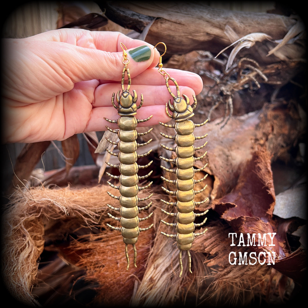 Brass Millipede earrings Bugs earrings Centipede earrings Insects earrings Insect earrings Oversize earrings Pierced ears Stretched lobes Gauged ears Gauged earrings Curiosities Entomology Mossgoth Gothic jewellery Whimsigoth Cottagecore Goblincore