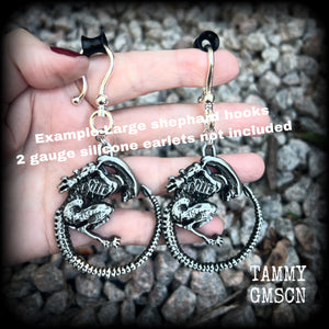 Alien Queen Xenomorph earrings-Science fiction earrings