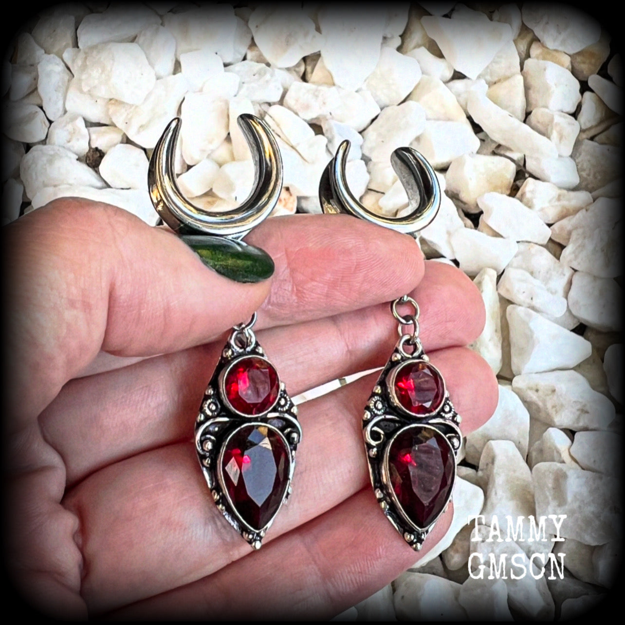 These beautiful boho Garnet ear hangers are made with gorgeous facet gemstones in a beautiful boho antique silver setting, measuring just on 6.5cms from tip to tip, and weighing only 9 grams each, nice and lightweight.  These earrings have been made on 5/8" gauge (16mm) surgical steel cradles, to be worn in stretched lobes.