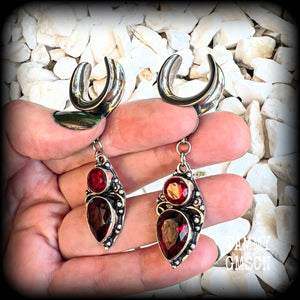 These beautiful boho Garnet ear hangers are made with gorgeous facet gemstones in a beautiful boho antique silver setting, measuring just on 6.5cms from tip to tip, and weighing only 9 grams each, nice and lightweight.  These earrings have been made on 5/8" gauge (16mm) surgical steel cradles, to be worn in stretched lobes.