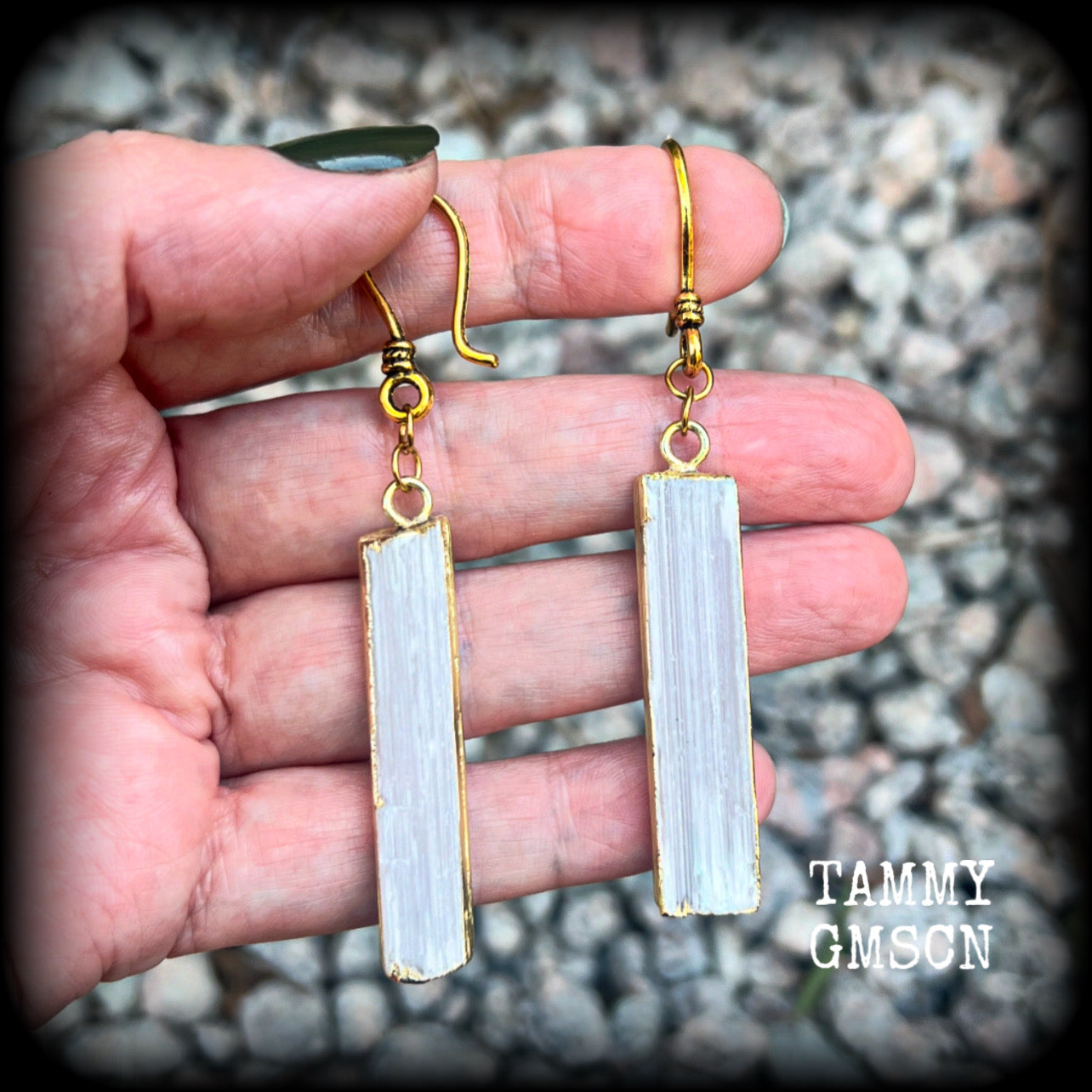 🔥 Selenite is named after the Greek Goddess of the Moon, Selene 🔥  These gorgeous minimalist earrings are nice and dangly, measuring approx 7.5cms from tip to tip, and nice and lightweight, weighing around 6 grams each.   This pair has been made on small antique gold shephard hooks to be worn through silicone earlets from 8 gauge (3mm).