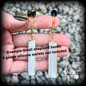 🔥 Selenite is named after the Greek Goddess of the Moon, Selene 🔥  These gorgeous minimalist earrings are nice and dangly, measuring approx 7.5cms from tip to tip, and nice and lightweight, weighing around 6 grams each.   This pair has been made on small antique gold shephard hooks to be worn through silicone earlets from 8 gauge (3mm).