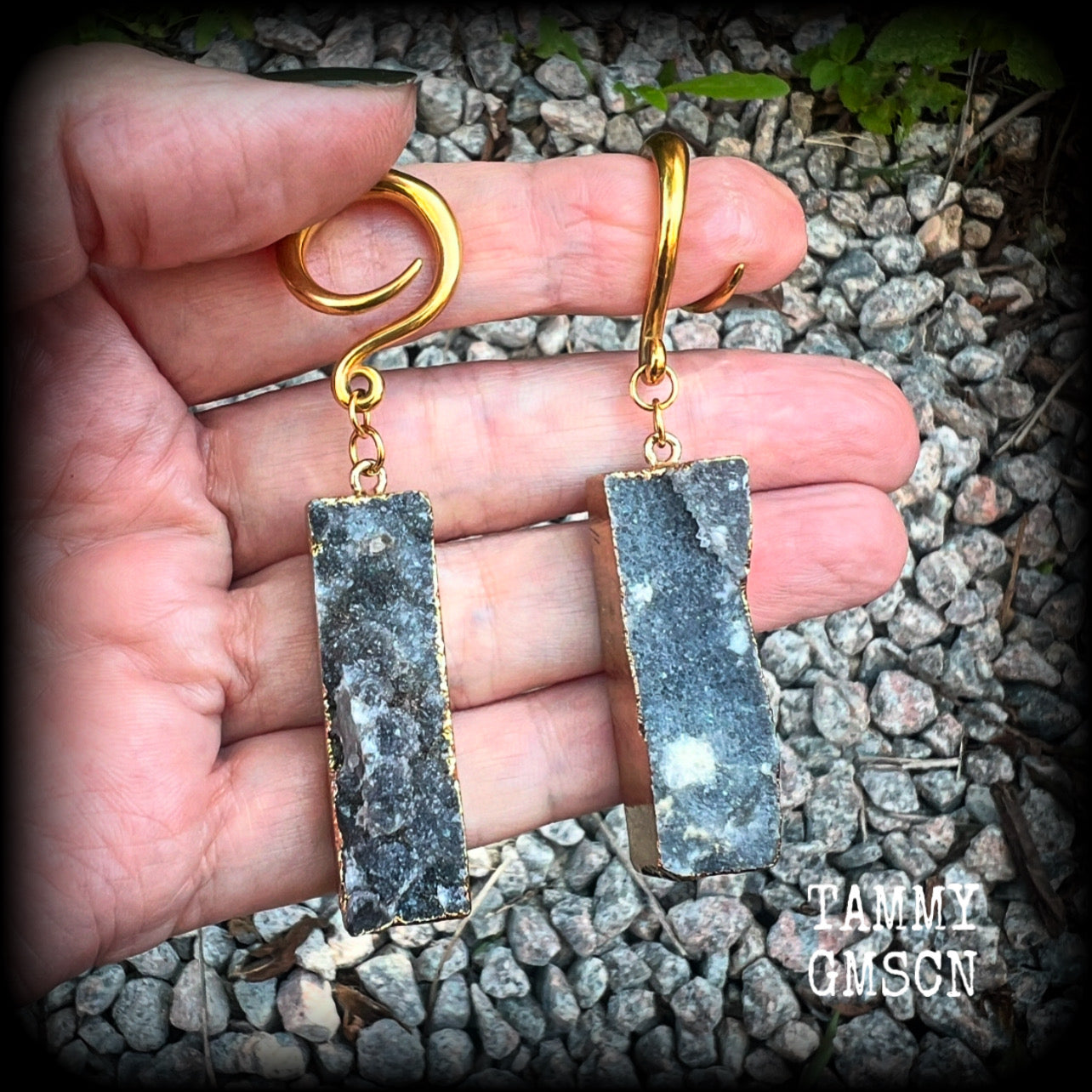 These gorgeous rustic stardust druzy and antique gold earrings measure just over 7cms from tip to tip, and weighing approx 14 grams each.

This pair have been made on 6 gauge (4mm) surgical steel full curl hooks, to be worn in stretched lobes.