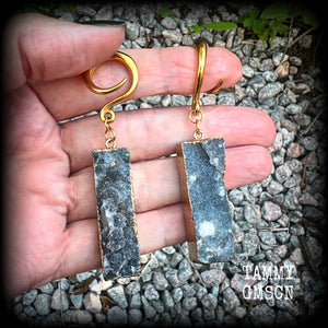 These gorgeous rustic stardust druzy and antique gold earrings measure just over 7cms from tip to tip, and weighing approx 14 grams each.

This pair have been made on 6 gauge (4mm) surgical steel full curl hooks, to be worn in stretched lobes.