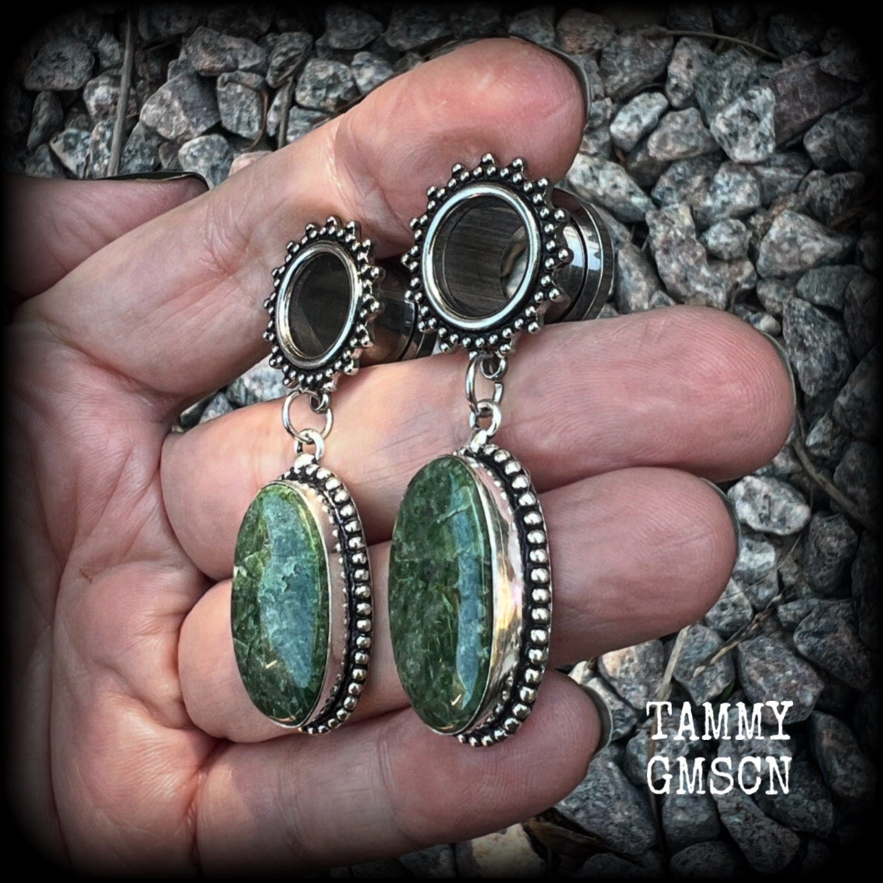 These unique tunnel earrings have been made with beautiful moss agate gemstones, are light weight at approx 10 grams each, and measuring just over 5cms from tip to tip.

This pair have been made on 1/2” gauge (12mm) gauge ornate surgical steel screw fit tunnels.