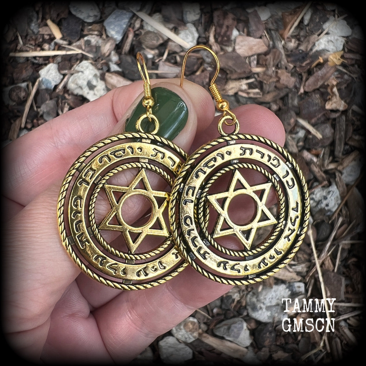 These gorgeous antique gold earrings feature the Star of David enclosed in the Shema Yisrael prayer. Measuring just on 8 grams a piece, these earrings are nice and dangly, measuring 6cms from tip to tip.

Made with antique gold french hooks.