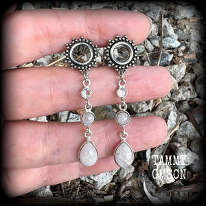 Moonstone tunnel earrings 