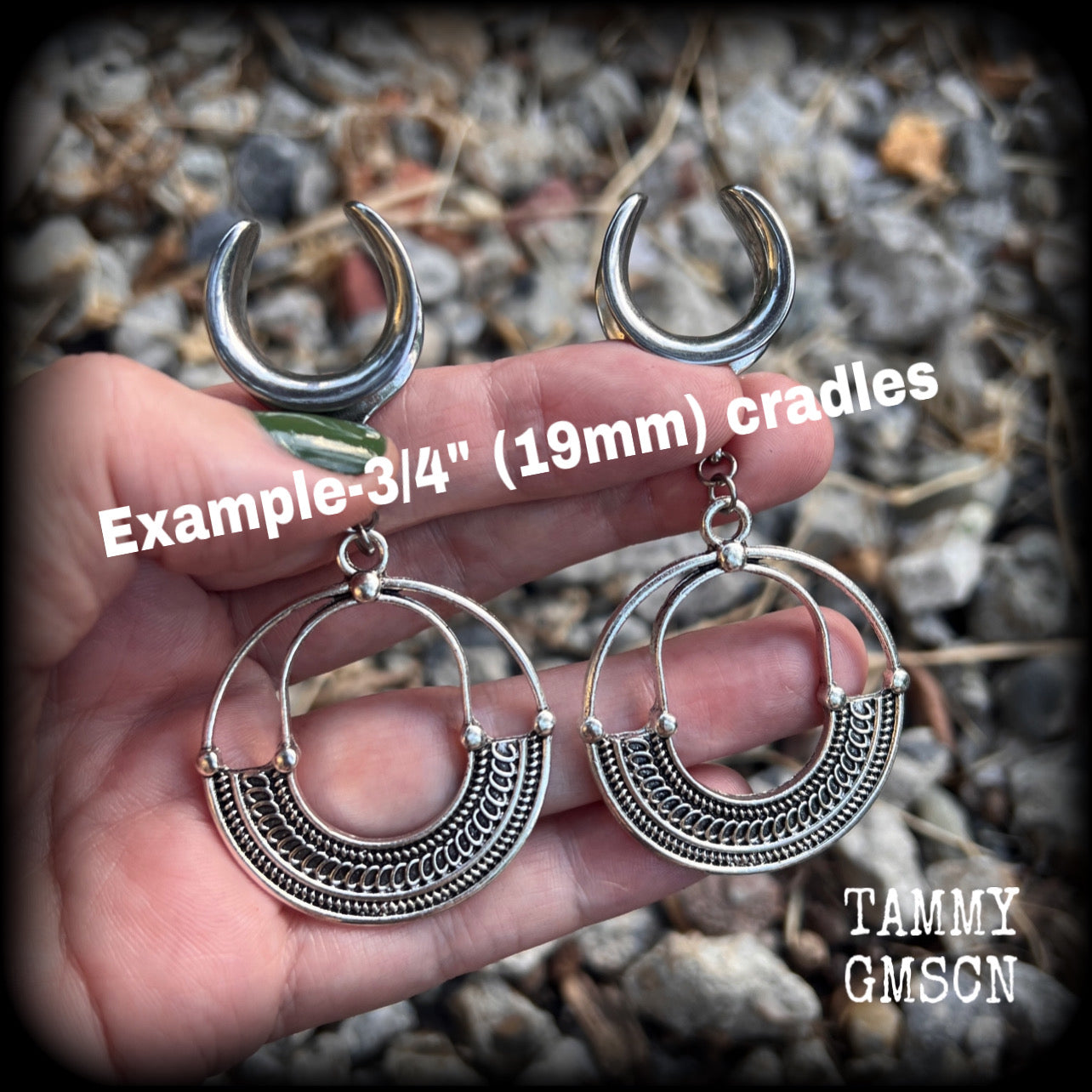 Inspired by Ishtar, Mesopotamian Goddess of love, beauty, sex and war, these gorgeous gauged earrings measure 7.5 cms from tip to tip, and weigh approx 13 grams a piece.
This pair have been made on 3/4” gauge (19mm) surgical steel cradles, suitable for stretched lobes.