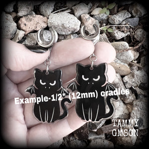 Halloween earrings Halloween ear hangers Halloween tunnel earrings Halloween tunnel dangles Spooky earrings Halloween jewelry Cat earrings Cat jewelry 6g 2g 0g 00g 1/2” 9/16” 5/8” 3/4” 7/8” 1” 1.10” 1.18” Stretched ears Stretched lives Gauged ears Gauged earrings Ear weights