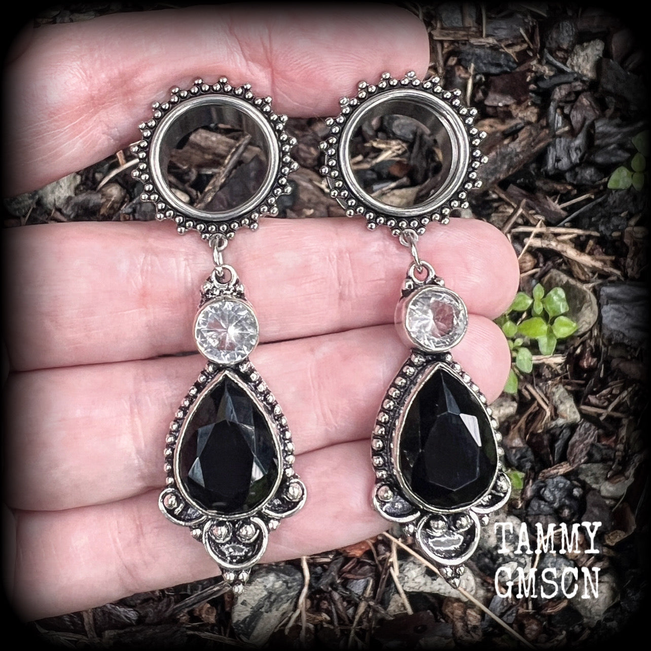 Black onyx tunnel dangles-Gemstone body jewelry