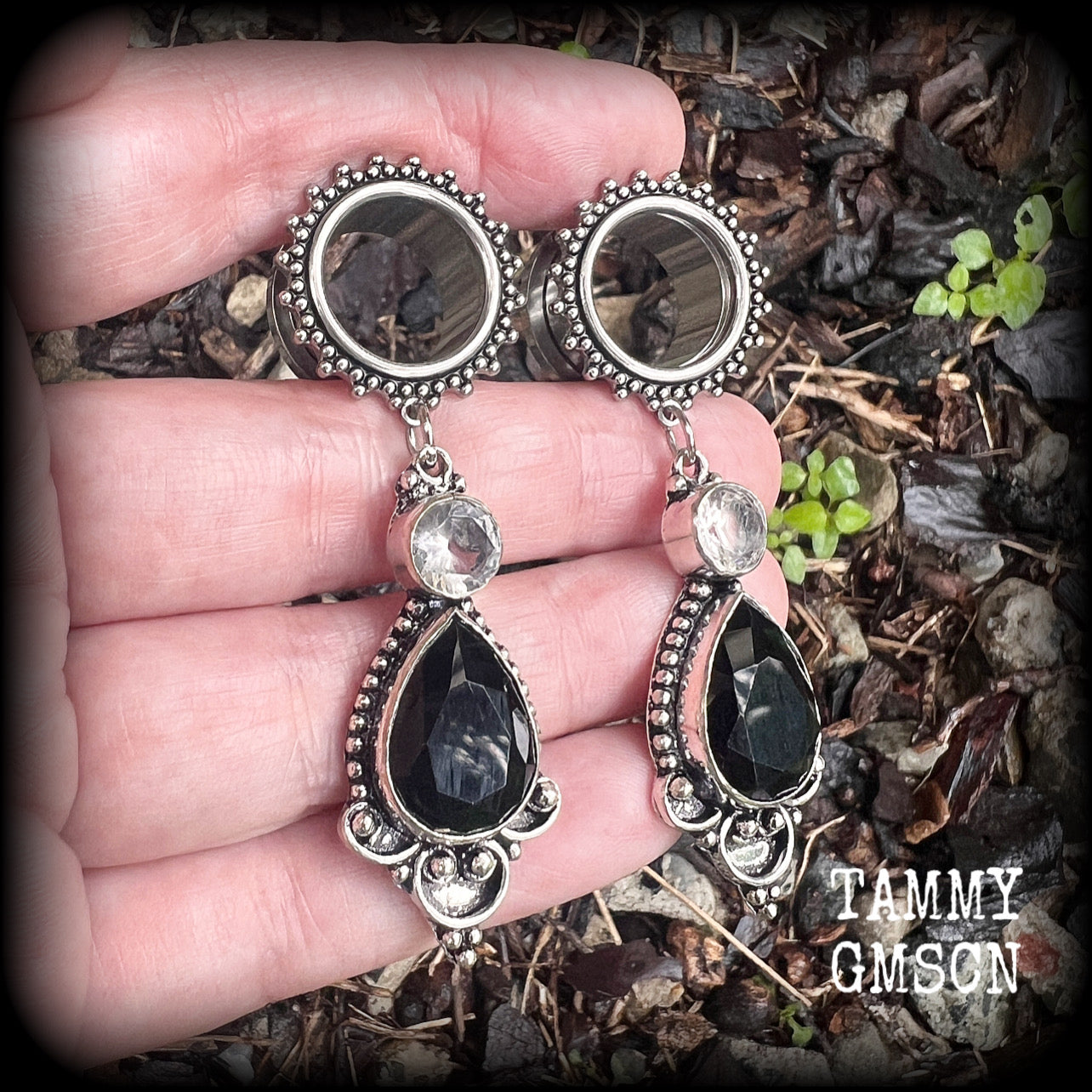 Black onyx tunnel dangles-Gemstone body jewelry