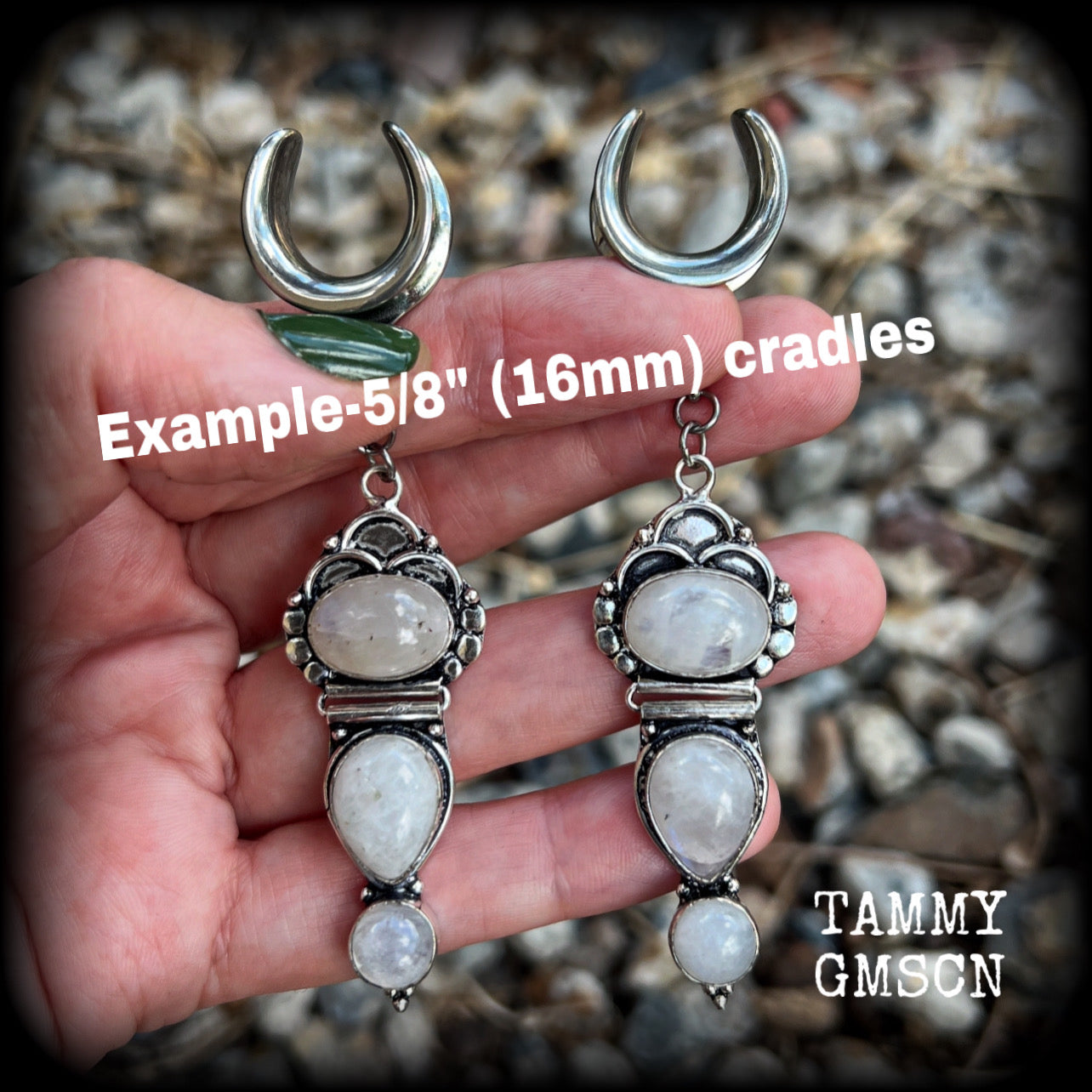 Rainbow moonstone gauged earrings have been made with gorgeous polished gemstones in a beautiful boho antique silver setting, measuring just on 9cms from tip to tip, and weighing approx 13 grams each.
Made on 5/8 gauge (16mm) surgical steel cradles.