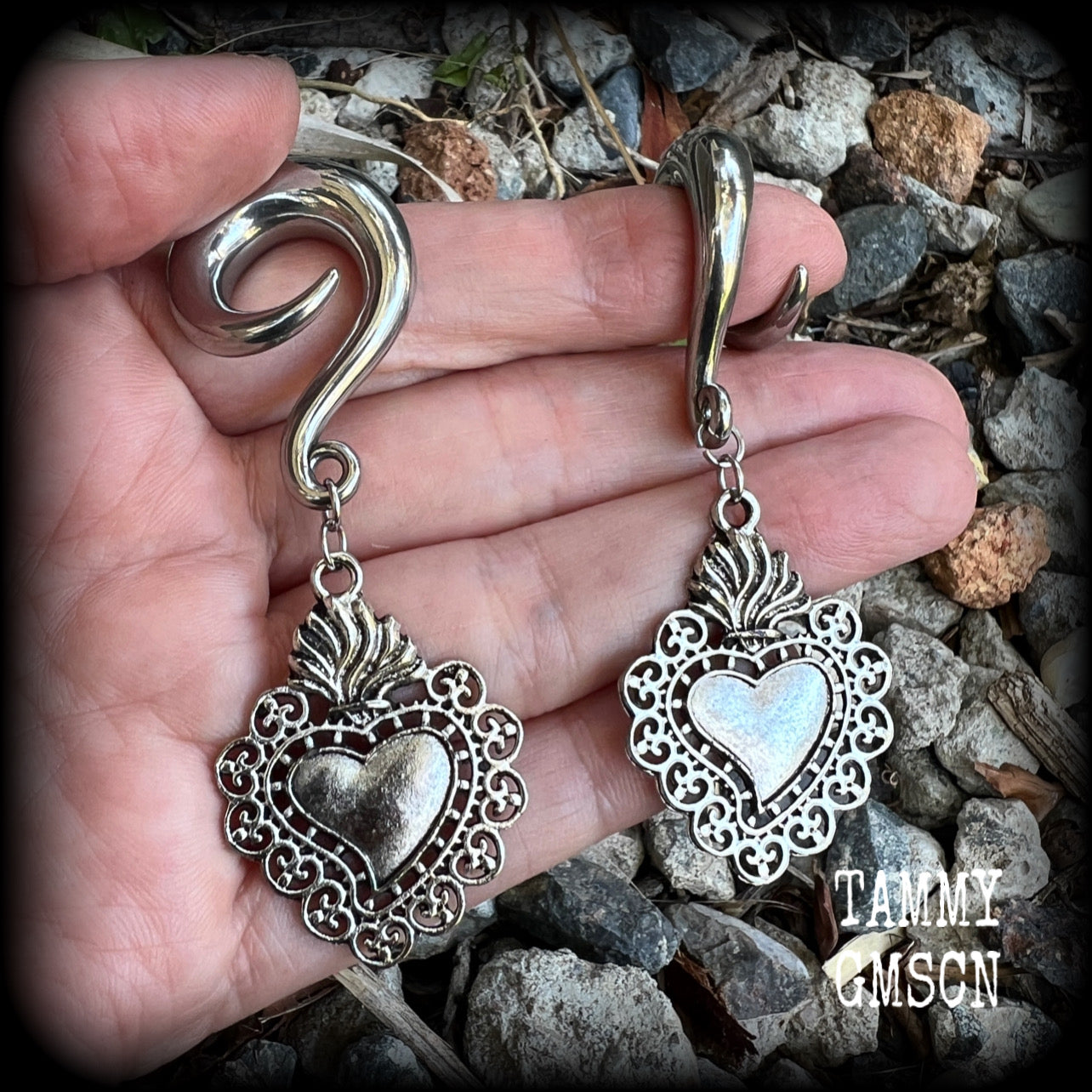 Sacred heart gauged earrings Milagros heart ear hangers 0 gauge ear weights Stretched ears Stretched lobes Gauged ears Gauged lobes Ear gauges 6g 2g 00g 1/2 9/6 5/8 3/4 7/8 1 1.10 1.18 4mm 6mm 8mm 10mm 12mm 14mm 16mm 19mm 22mm 25mm 28mm 30mm