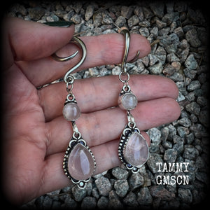 These beautiful boho earrings feature gorgeous polished dusty pink rose quartz gemstones, lovely and dangly measuring just over 7cms from tip to tip, and weighing approx 9 grams each. 

These earrings have been made on 6 gauge (4mm) stainless steel full curl hooks, to be worn in stretched lobes.
