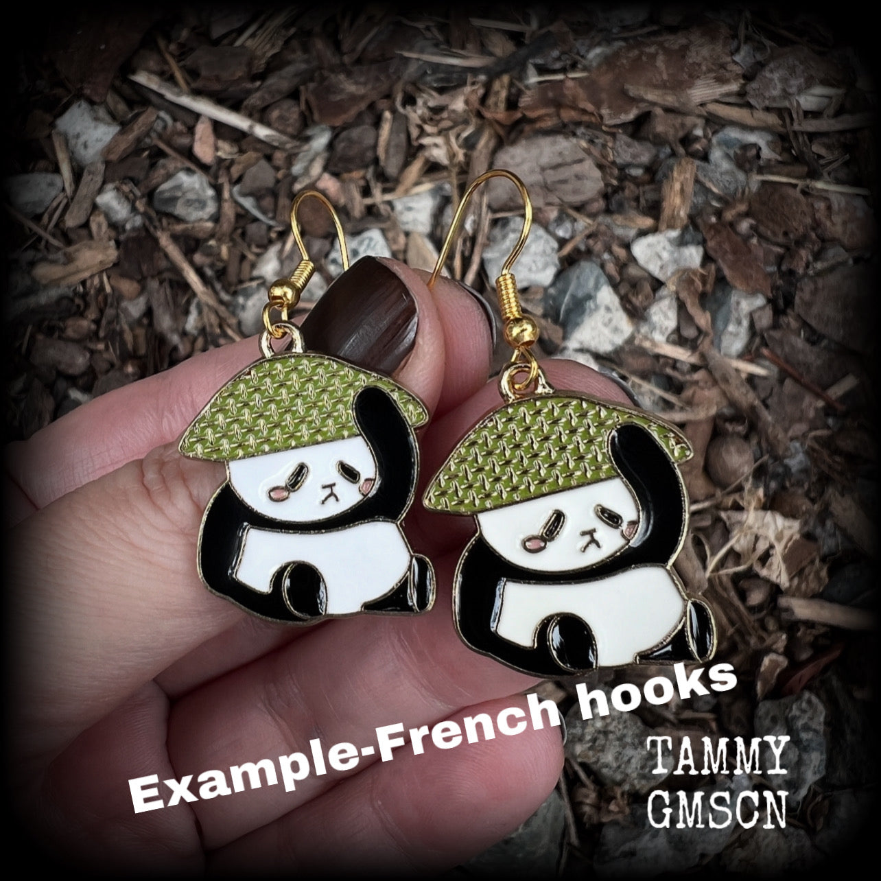 Super cute and super light weight, these earrings feature cute panda bear enamel charms, measuring just over 4cms from tip to tip and weighing only a few grams each.